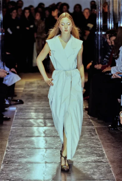 Look 3